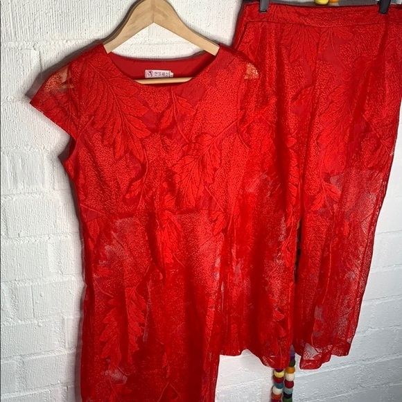 Red Sexy Guipure Lace Plain Short Sleeve Two Piece - Picture 1 of 14
